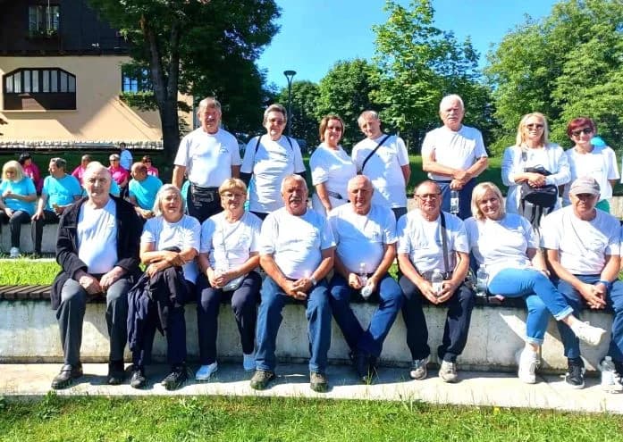 Članovi Matice umirovljenika Požeško-slavonske županije sudjelovali na osmim susretima s kolegicama i kolegama iz cijele Hrvatske u Dugoj Resi