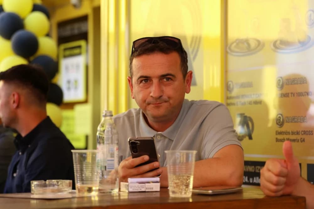 Automobil u nagradnoj igri tvrtke Alles osvojila Ivana Mjertan iz Požege