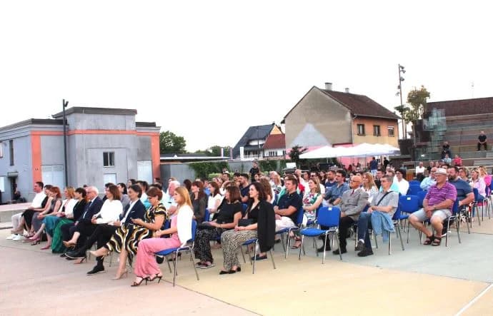 ZAVRŠNICA MULTIMEDIJALNOG PROJEKTA „MOJA.HR“: Na Trgu bećarca pobjednik za najbolji video David Županić iz Varaždinske županije