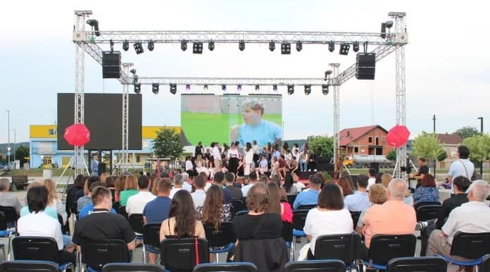 ZAVRŠNICA MULTIMEDIJALNOG PROJEKTA „MOJA.HR“: Na Trgu bećarca pobjednik za najbolji video David Županić iz Varaždinske županije