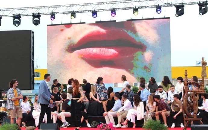 ZAVRŠNICA MULTIMEDIJALNOG PROJEKTA „MOJA.HR“: Na Trgu bećarca pobjednik za najbolji video David Županić iz Varaždinske županije