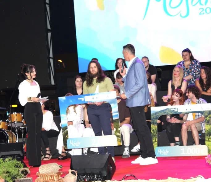 ZAVRŠNICA MULTIMEDIJALNOG PROJEKTA „MOJA.HR“: Na Trgu bećarca pobjednik za najbolji video David Županić iz Varaždinske županije
