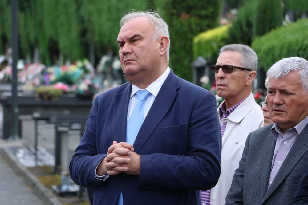 Odano dužno poštovanje pokojnom Anti Božiću prvom predsjeniku HDZ-a tadašnje općine Slavonska Požega