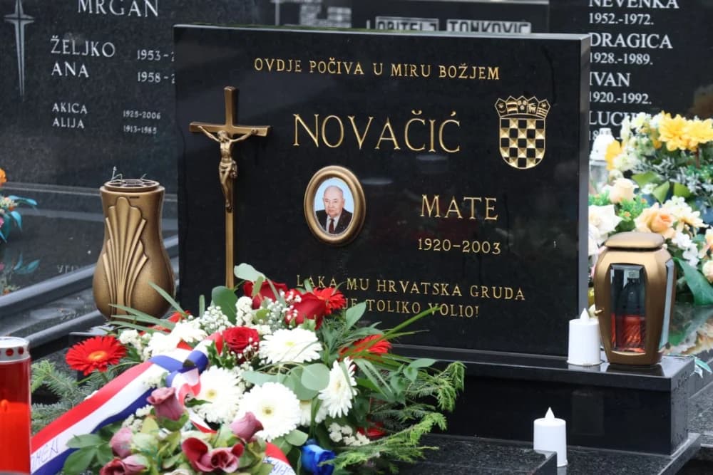 Odano dužno poštovanje pokojnom Anti Božiću prvom predsjeniku HDZ-a tadašnje općine Slavonska Požega