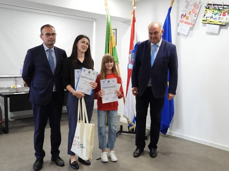 11. NATJEČAJ „KREATIVNI I NEOVISI“ Riječju, slikom, instalacijom, filmom – protiv ovisnosti