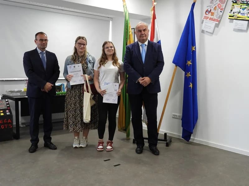 11. NATJEČAJ „KREATIVNI I NEOVISI“ Riječju, slikom, instalacijom, filmom – protiv ovisnosti