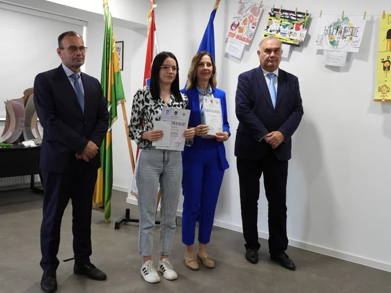 11. NATJEČAJ „KREATIVNI I NEOVISI“ Riječju, slikom, instalacijom, filmom – protiv ovisnosti