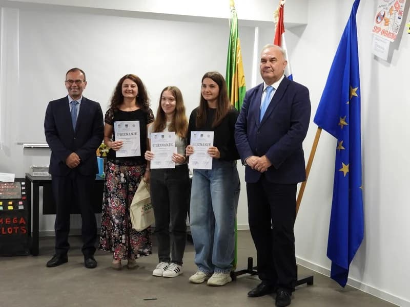 11. NATJEČAJ „KREATIVNI I NEOVISI“ Riječju, slikom, instalacijom, filmom – protiv ovisnosti
