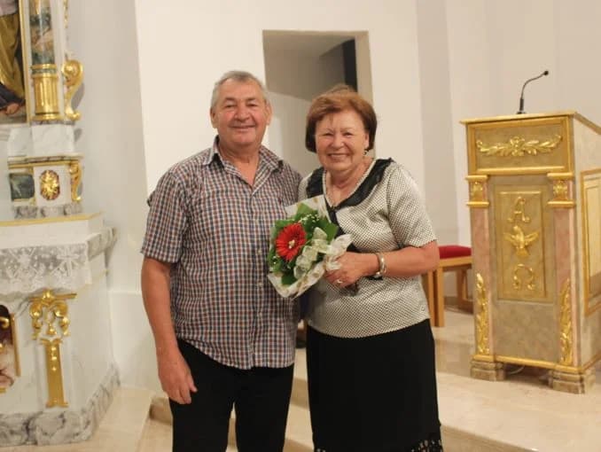 UZ ANTUNOVO U JAKŠIĆU: Peićevci održali pjesničku večer duhovne poezije u crkvenom prostoru