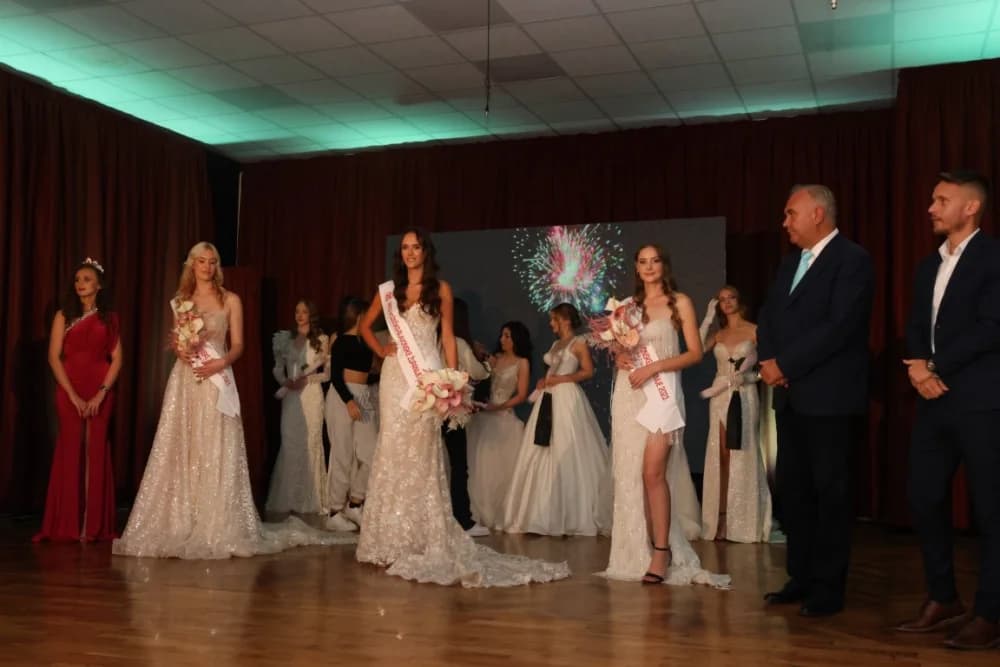 /FOTOGALERIJA/ Izabrana je Miss Požeško-slavonske županije! Pobjednica dolazi iz Požege i zove se Leona Maroši