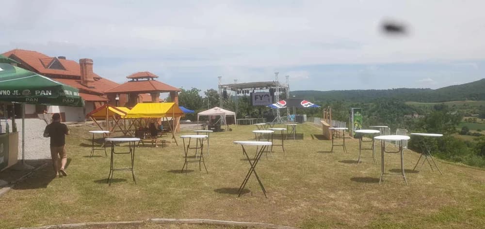 Sve je spremno za punk rock spektakl: Vidimo se večeras na Požeškoj gori na Hill Open Air Festivalu!