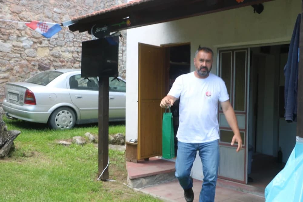PONOVO NA PAPUKU: Bajkeri iz cijele zemlje koji voze motore Suzuki V-Strom svoj susret imali u Gornjim Vrhovcima