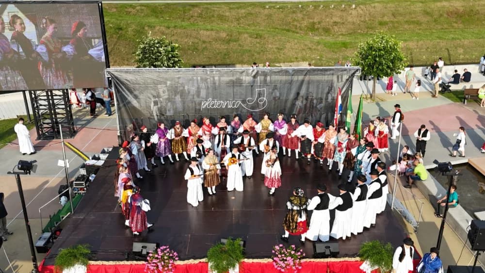 /FOTOGALERIJA/ Tradicionalna smotra folklora u Pleternici u sklopu LIDAS-a
