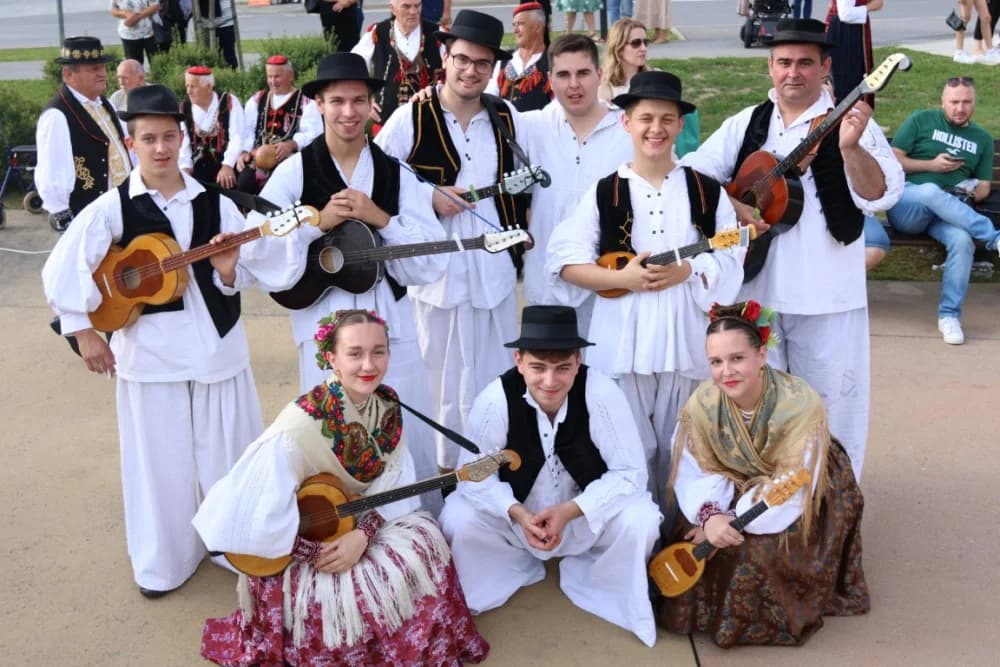 /FOTOGALERIJA/ Tradicionalna smotra folklora u Pleternici u sklopu LIDAS-a
