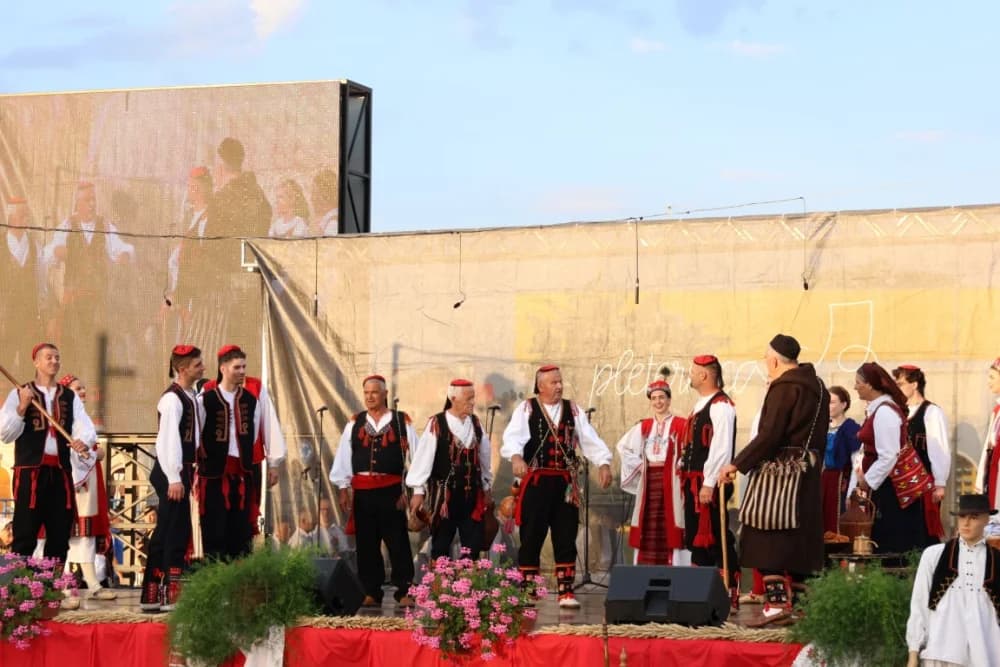 /FOTOGALERIJA/ Tradicionalna smotra folklora u Pleternici u sklopu LIDAS-a