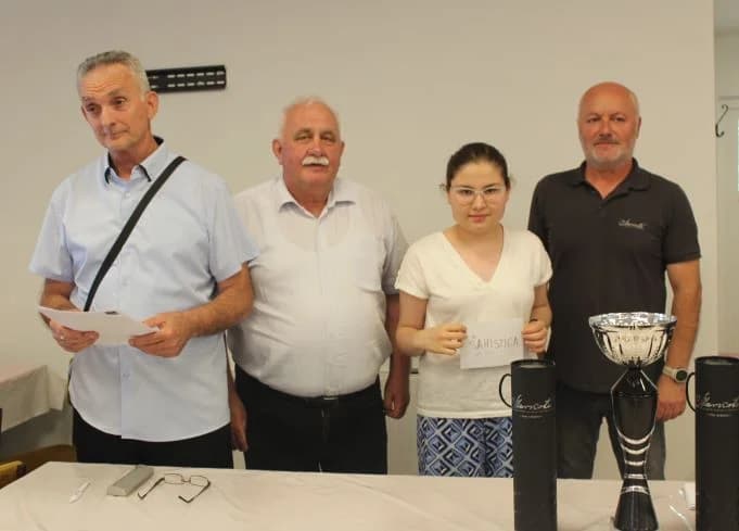 Pobjednički pehar u Pleternici osvojio 82-godišnji banjalučki velemajstor Milan Vukić