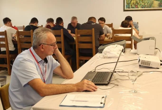 Pobjednički pehar u Pleternici osvojio 82-godišnji banjalučki velemajstor Milan Vukić