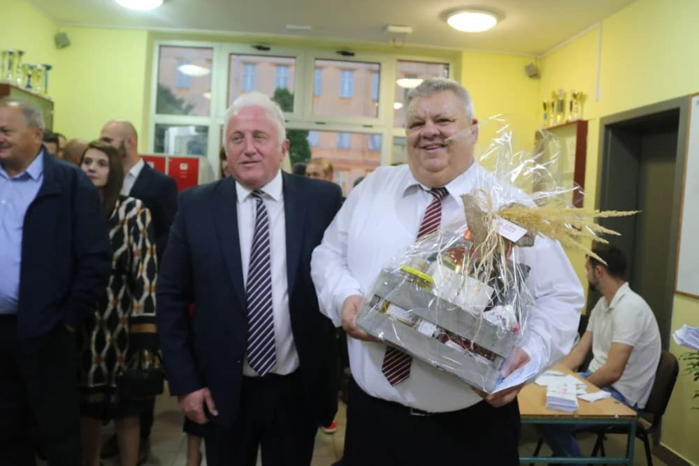 Općina Kaptol bila generalni pokrovitelj subotičkog Festivala, a zapaženo je nastupio Požežanin Luka Samardžić uz Kaptolačke tamburaše /FOTO/