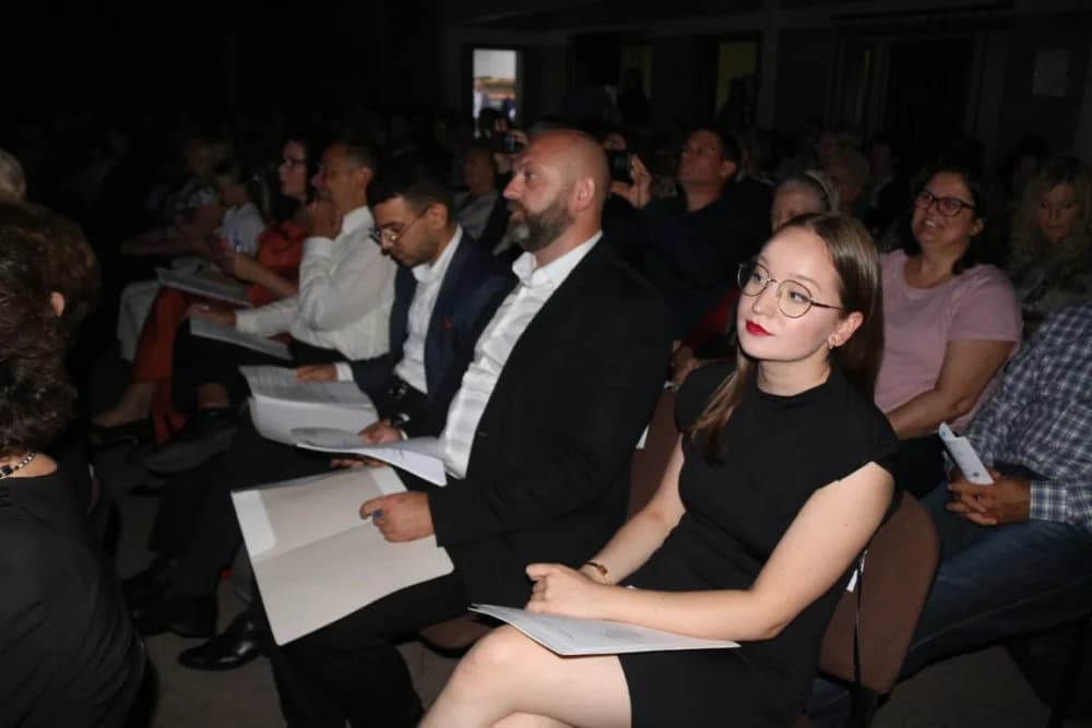 Općina Kaptol bila generalni pokrovitelj subotičkog Festivala, a zapaženo je nastupio Požežanin Luka Samardžić uz Kaptolačke tamburaše /FOTO/