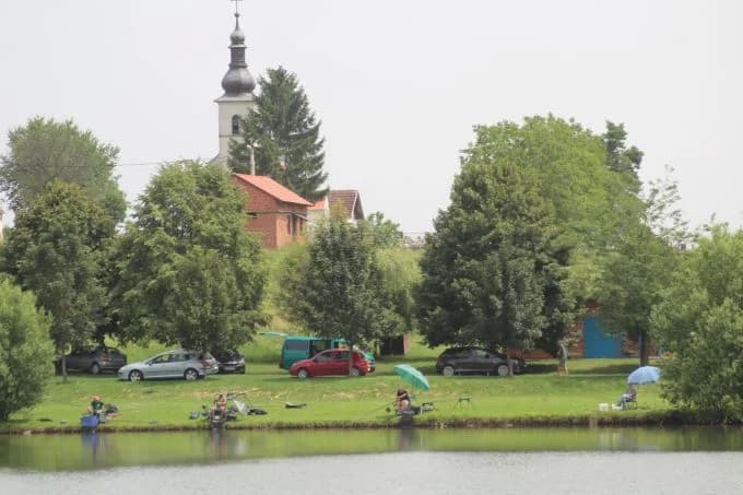 Pojedinačno i ekipno prvo mjesto na jezeru u Zarilcu osvojili ribiči „Karasa“ iz Šaga