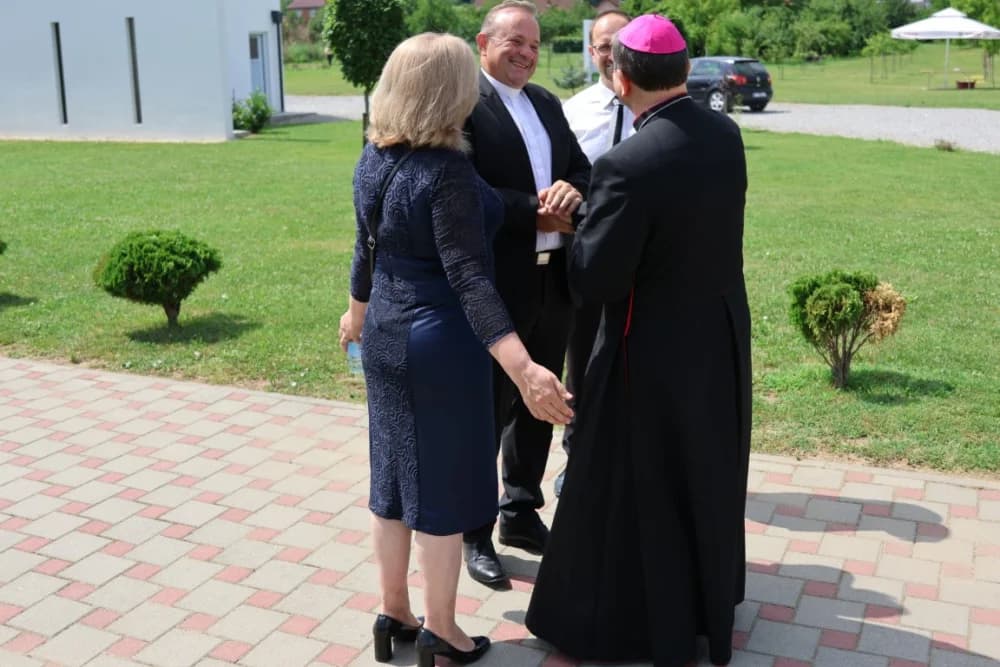 Po prvi puta zazvonila nova zvona sa tornja vidovačke Župne crkve sv. Ivana Krstitelja