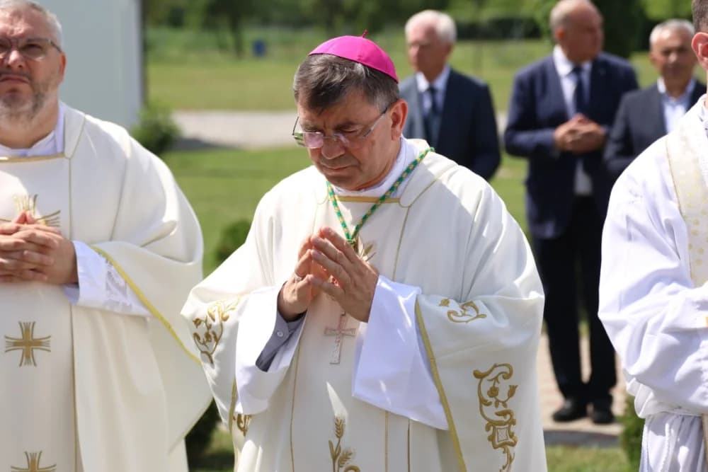 Po prvi puta zazvonila nova zvona sa tornja vidovačke Župne crkve sv. Ivana Krstitelja
