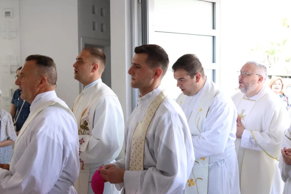 Po prvi puta zazvonila nova zvona sa tornja vidovačke Župne crkve sv. Ivana Krstitelja