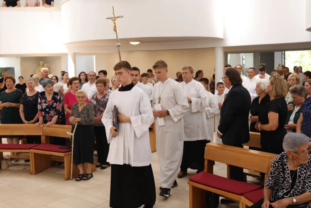 Po prvi puta zazvonila nova zvona sa tornja vidovačke Župne crkve sv. Ivana Krstitelja