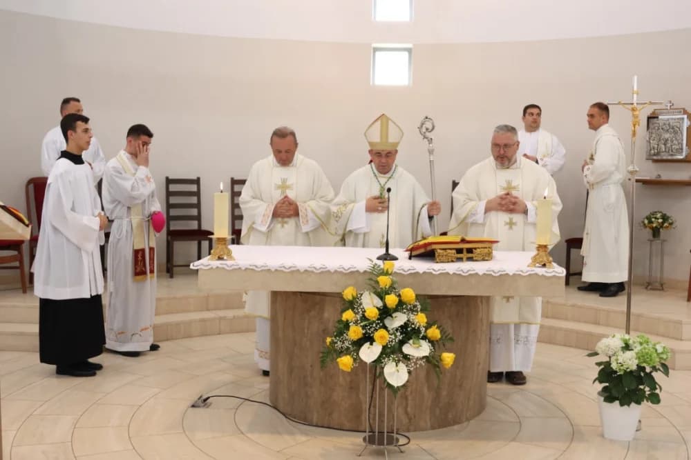 Po prvi puta zazvonila nova zvona sa tornja vidovačke Župne crkve sv. Ivana Krstitelja