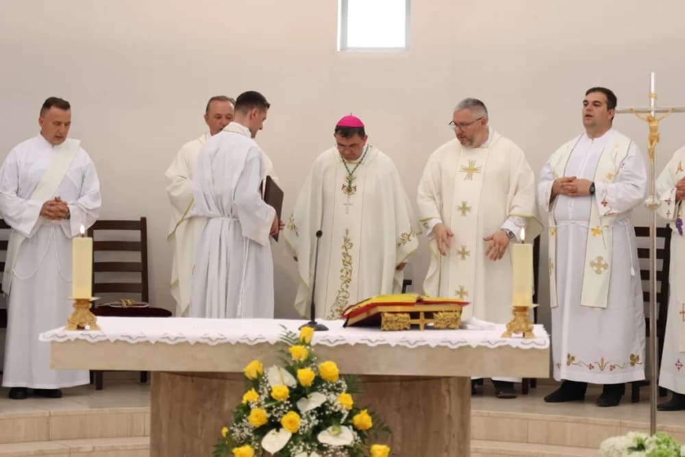 Po prvi puta zazvonila nova zvona sa tornja vidovačke Župne crkve sv. Ivana Krstitelja