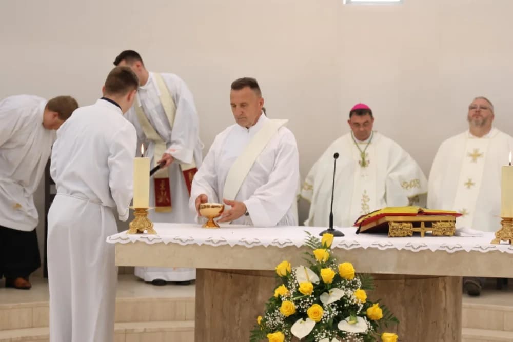 Po prvi puta zazvonila nova zvona sa tornja vidovačke Župne crkve sv. Ivana Krstitelja