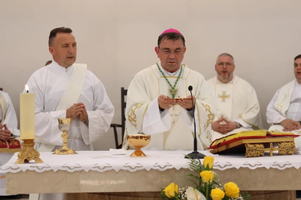 Po prvi puta zazvonila nova zvona sa tornja vidovačke Župne crkve sv. Ivana Krstitelja