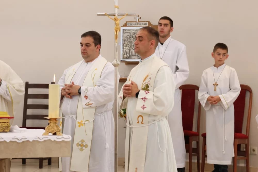 Po prvi puta zazvonila nova zvona sa tornja vidovačke Župne crkve sv. Ivana Krstitelja