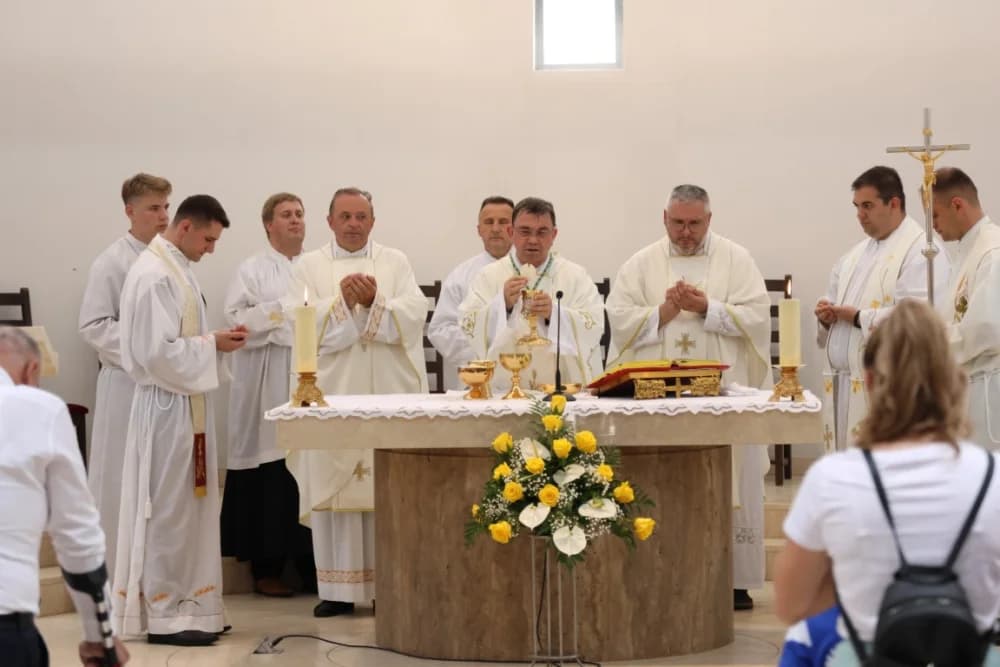 Po prvi puta zazvonila nova zvona sa tornja vidovačke Župne crkve sv. Ivana Krstitelja