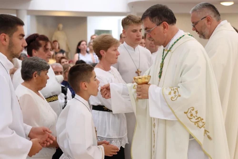 Po prvi puta zazvonila nova zvona sa tornja vidovačke Župne crkve sv. Ivana Krstitelja