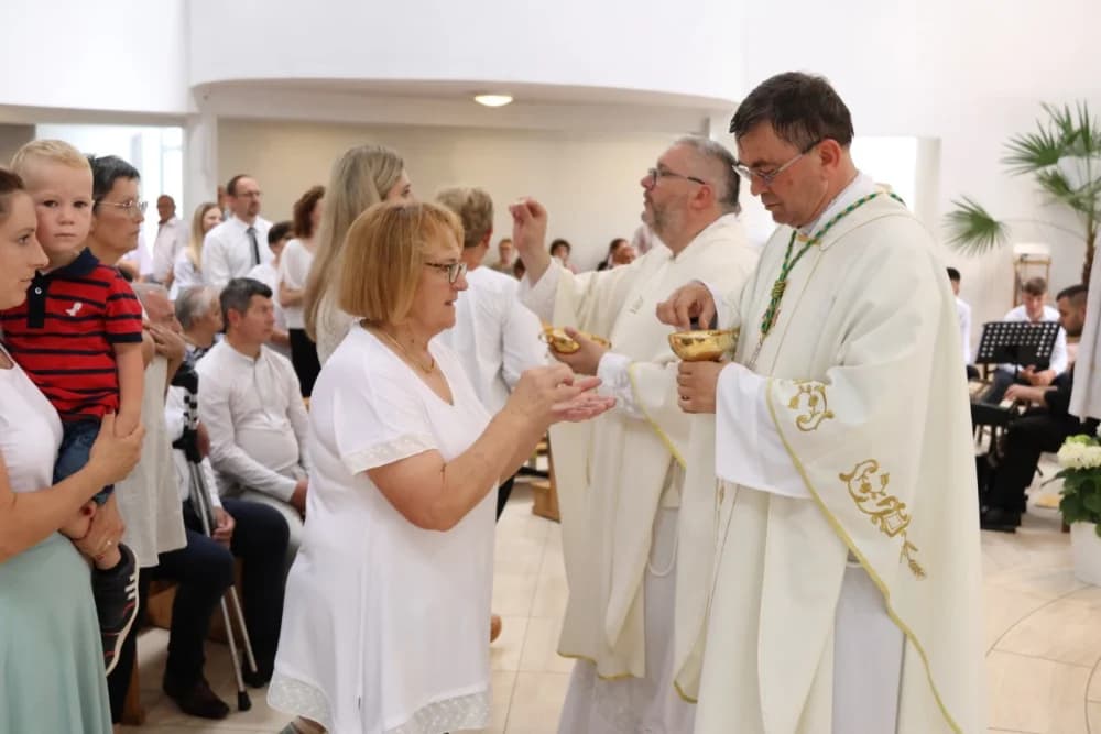 Po prvi puta zazvonila nova zvona sa tornja vidovačke Župne crkve sv. Ivana Krstitelja