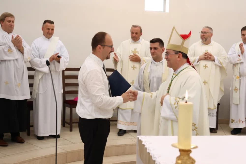 Po prvi puta zazvonila nova zvona sa tornja vidovačke Župne crkve sv. Ivana Krstitelja