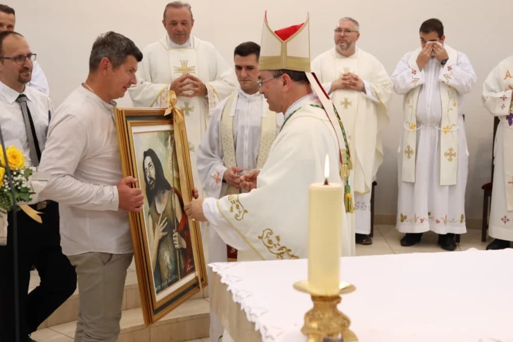 Po prvi puta zazvonila nova zvona sa tornja vidovačke Župne crkve sv. Ivana Krstitelja