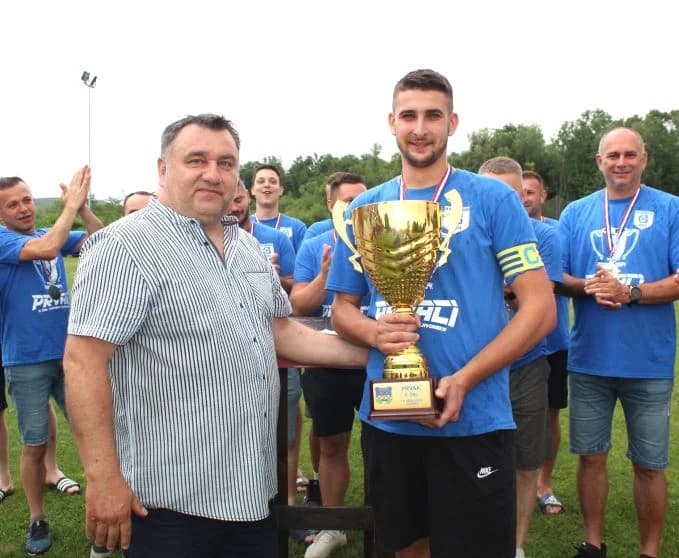 Graničari iz Bučja na svečan način proslavili naslov prvaka