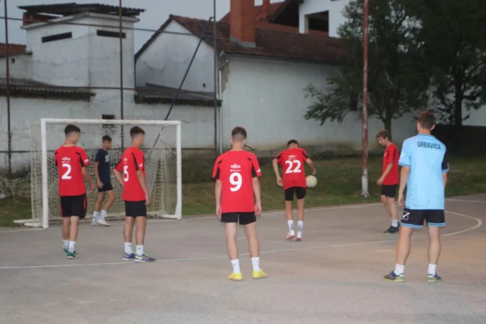 TURNIR U ZAGRAĐU: Pobjednik ekipa Žvaljavci ispred momčadi Krajačići i Šedo Zeba Gradac