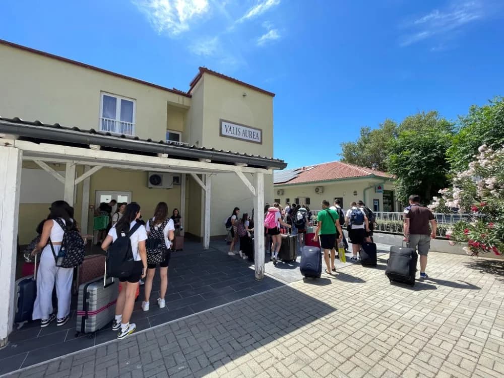 Prva skupina učenika na ljetovanju u Baškoj
