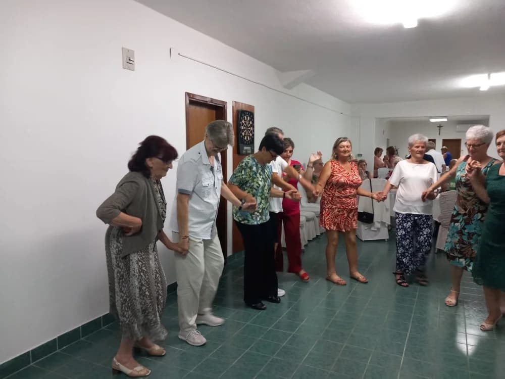 OPET VESELO: Velički umirovljenici  sa svojim prijateljima proveli još jednu lijepu zabavnu večer