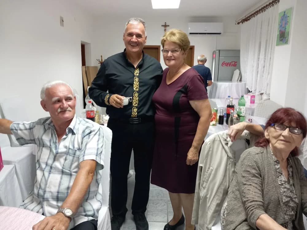 OPET VESELO: Velički umirovljenici  sa svojim prijateljima proveli još jednu lijepu zabavnu večer