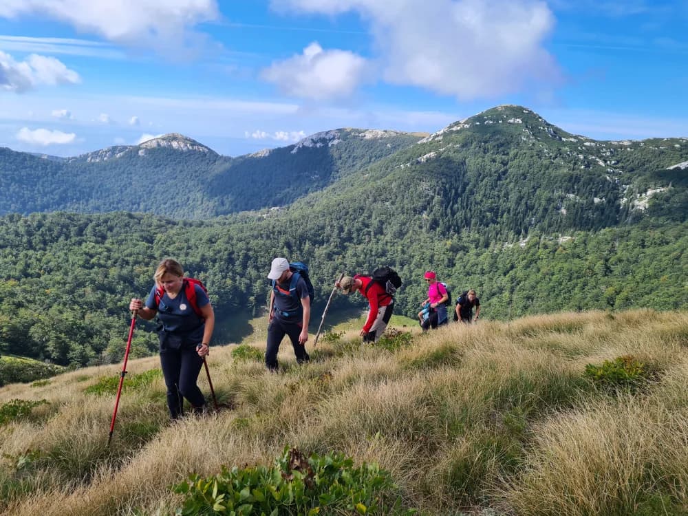Planinari Sokolovca pohodili  Srednji  Velebit [FOTO]