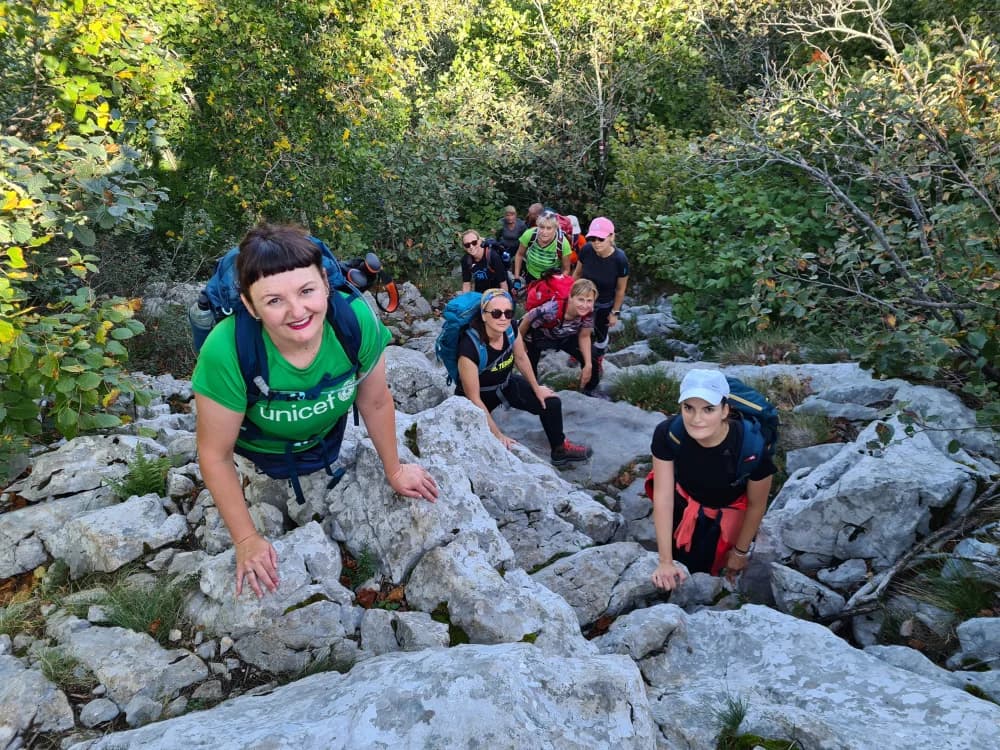 Planinari Sokolovca pohodili  Srednji  Velebit [FOTO]