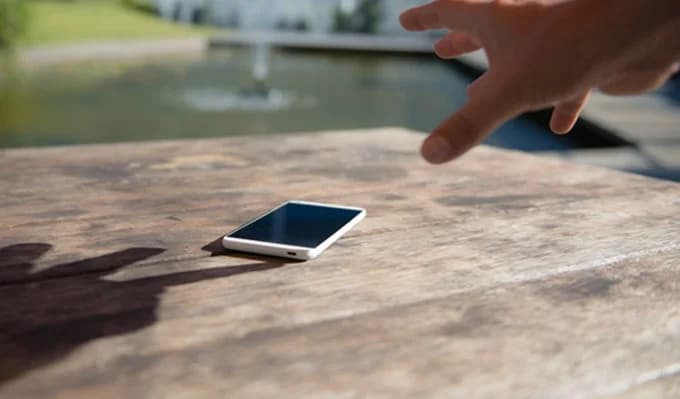 Iz dvorišta 29-godišnjakinje netko ukrao mobitel!