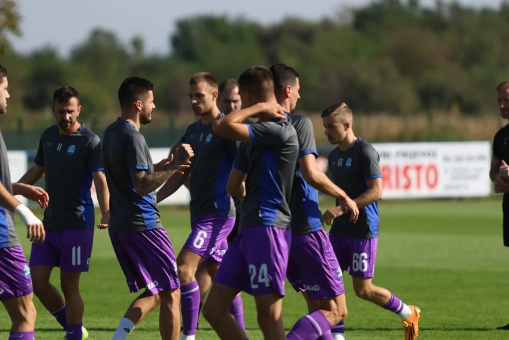/FOTOGALERIJA/ NK Kutjevo - NK Osijek 1:4