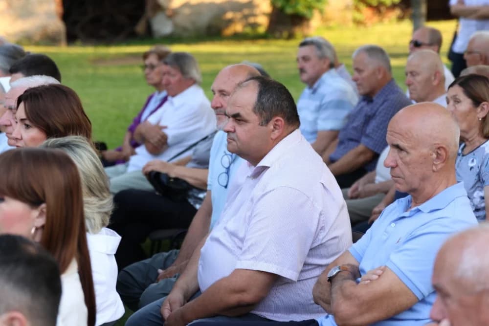 KAPITALNO IZDANJE: Općina Kaptol čuvajući ostavštinu objavila reprezentativnu monografiju Ivo Čakalić