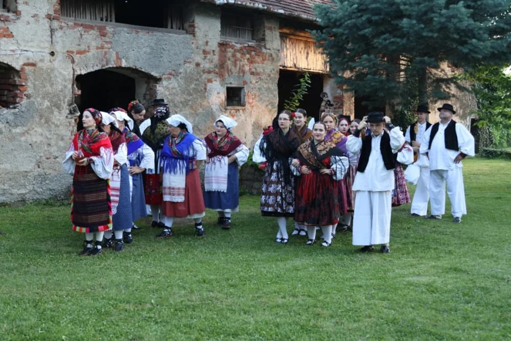 KAPITALNO IZDANJE: Općina Kaptol čuvajući ostavštinu objavila reprezentativnu monografiju Ivo Čakalić