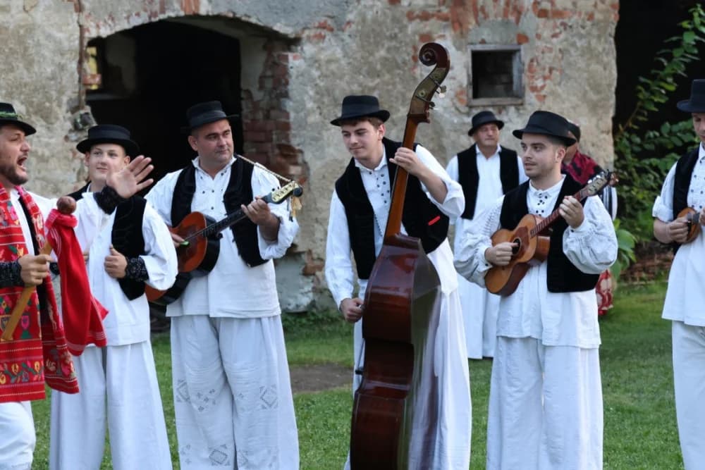 KAPITALNO IZDANJE: Općina Kaptol čuvajući ostavštinu objavila reprezentativnu monografiju Ivo Čakalić
